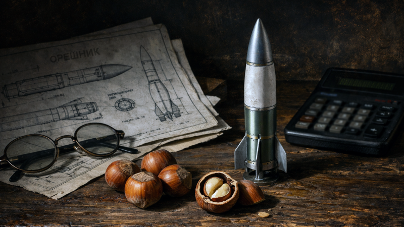 Внимание. Угроза применения "Орешника": Зеленский сделал спецобращение. Цели определены. Генерал раскрыл сразу две