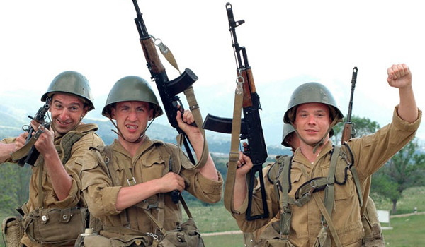 Почему Алексей Чадов назвал Артура Смольянинова* "гнилым человеком"?