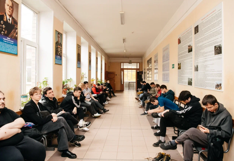 Глава муниципалитета посетил заседание призывной комиссии в городском округе Пушкинский