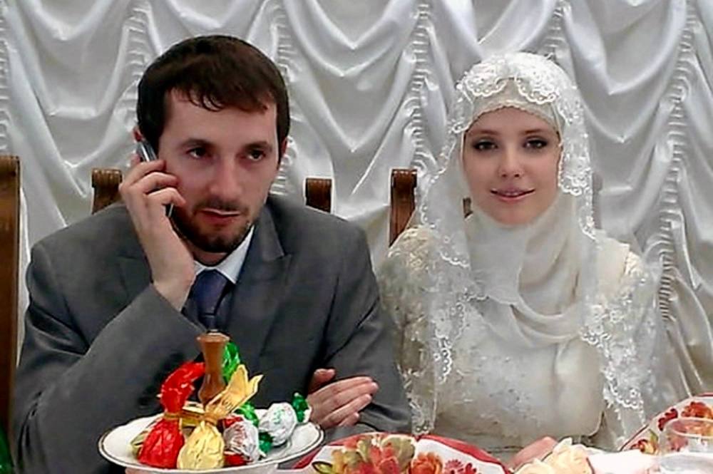 Ушла из группы, сбежала из Москвы, приняла ислам. Как выпускница "Фабрики звёзд" оказалась в ауле? История "Красы России"