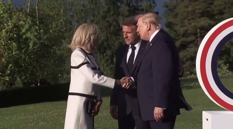 Унижение Зеленского, "взрыв" Мелони и странное рукопожатие Трампа: Какими скандалами отметился G7