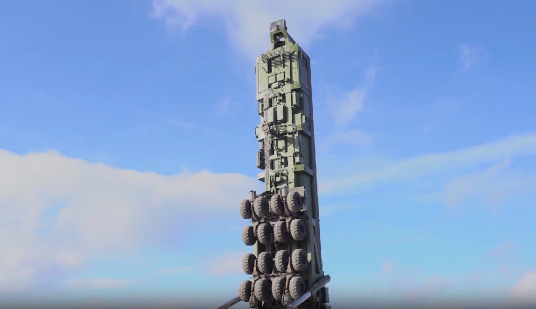 Путину поставили условие. И началось: Минобороны вывело "Ярсы". Начался марш. Америку пришлось "встряхнуть". Кадры — огонь