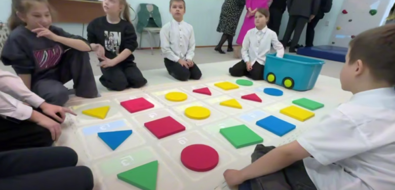 Новые возможности для детей с инвалидностью. Львова-Белова рассказала о центре "Дитя Вселенной"