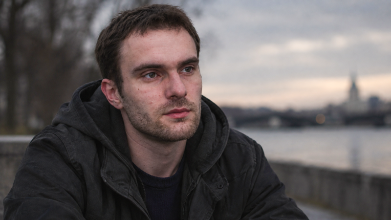 Родился 17-го и погиб в тот же день: Актёр Никита Ешманов забрал на тот свет беременную жену и лучшего друга