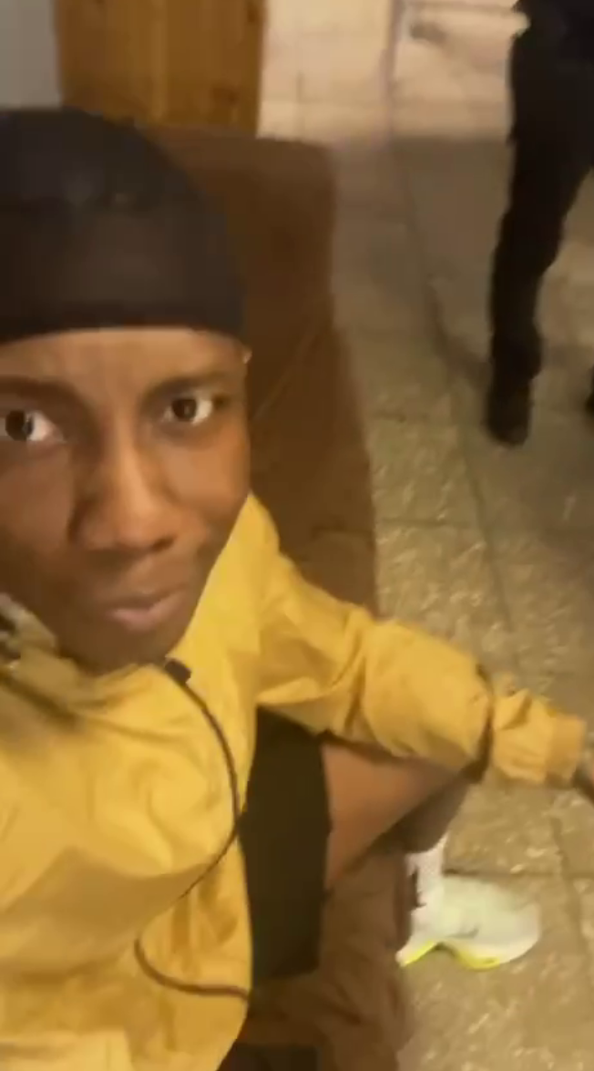 Студенты просят Дивнича защитить их от "чеченской ОПГ"