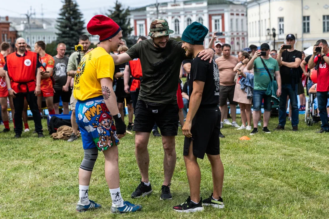 Богатырские игры» во Владимире завершились кулачным боем стенка на стенку