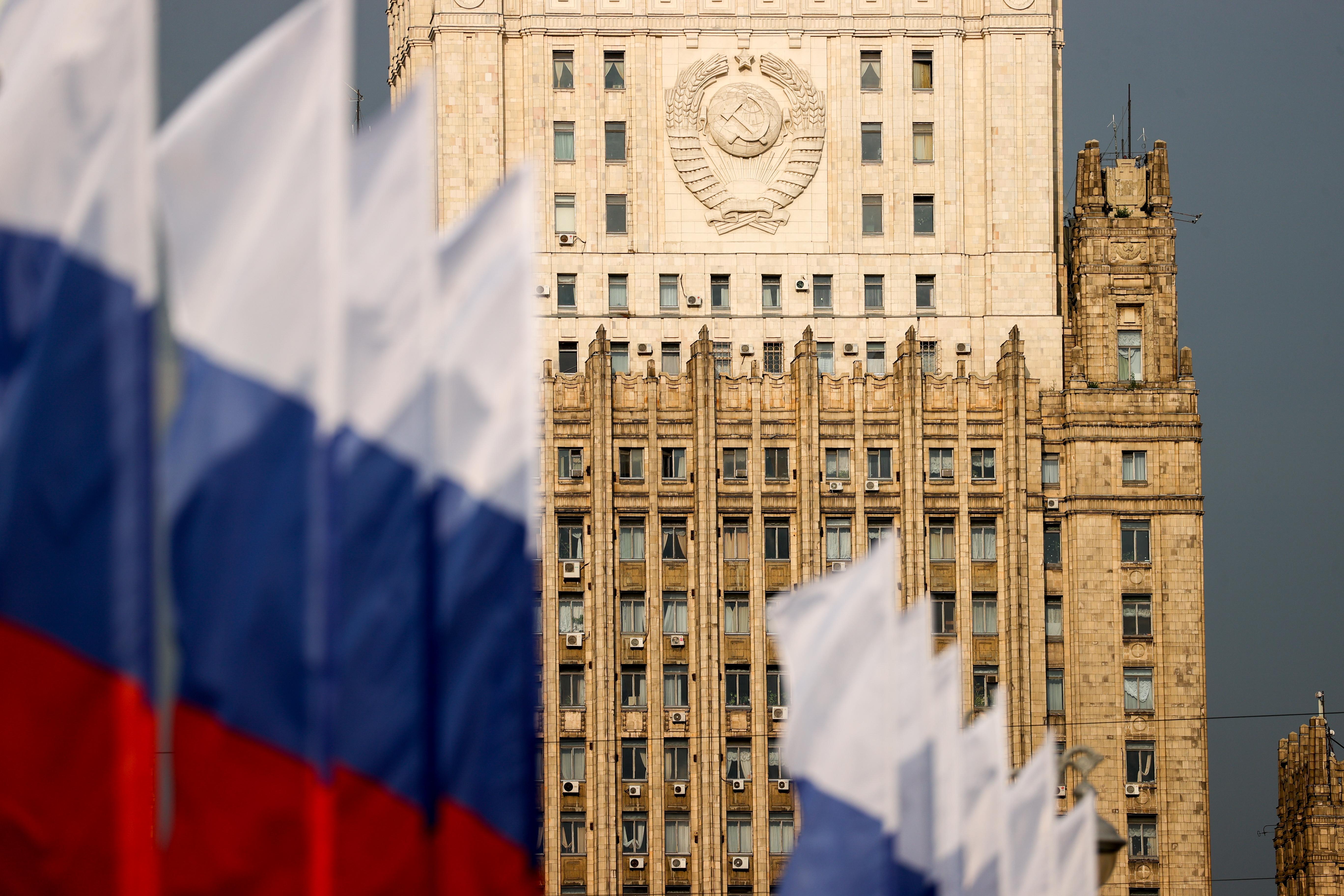 РУССКИЕ СТАВЯТ ТОЧКУ - ЛОВУШКИ УДАЛОСЬ ИЗБЕЖАТЬ. ВОПРОС НАГОРНОГО КАРАБАХА РЕШЁН геополитика,г,Москва [1405113],россия