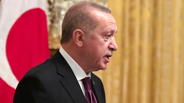 Дайджест СМИ: Путин — победитель на саммите в Париже, Эрдоган пригрозил вторжением в Ливию