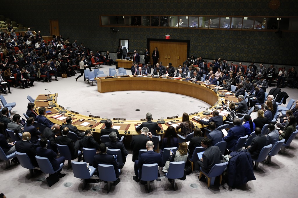 Решения совета безопасности оон. Совет безопасности ООН. Совбез ООН. Заседание Совбеза ООН. Совещание ООН.