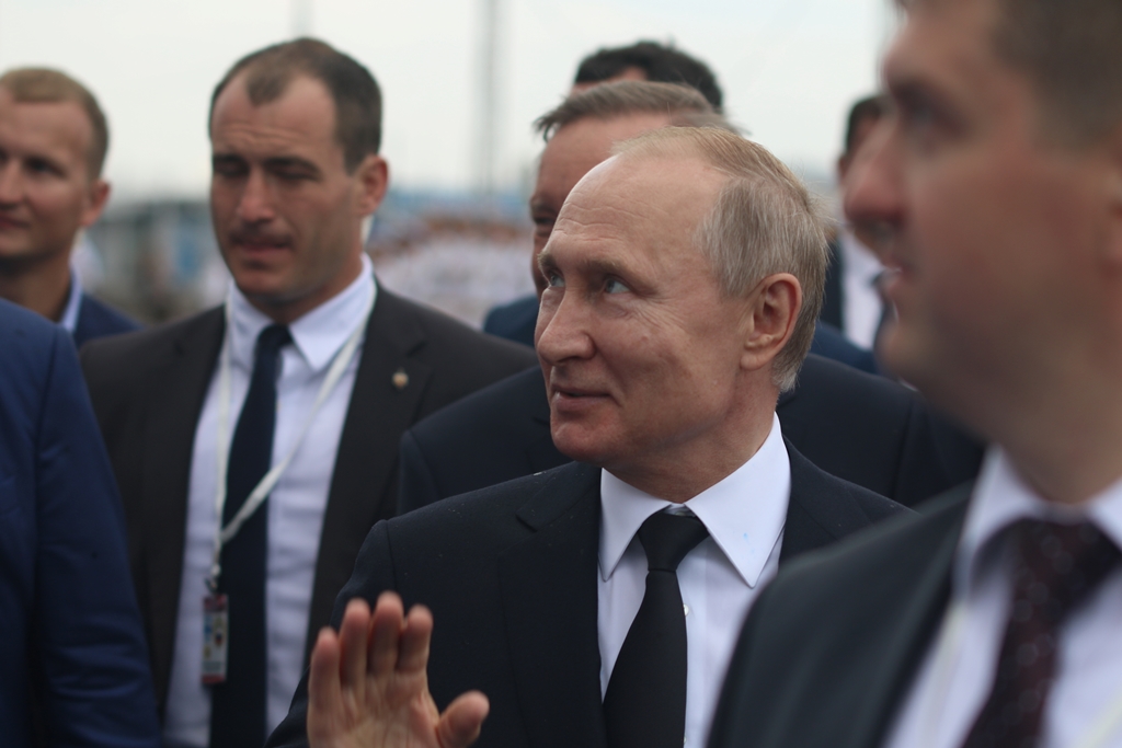 Анекдоты «от Путина»: О чём шутит президент России