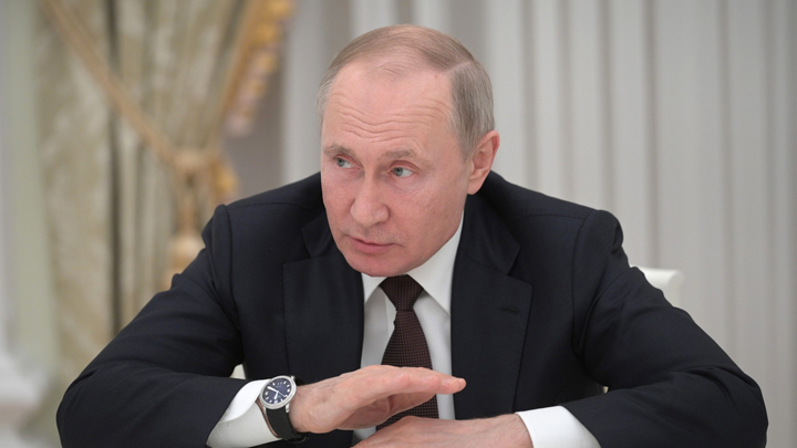 Что думцы удумали: Главы парламентских фракций предложили Путину отдохнуть