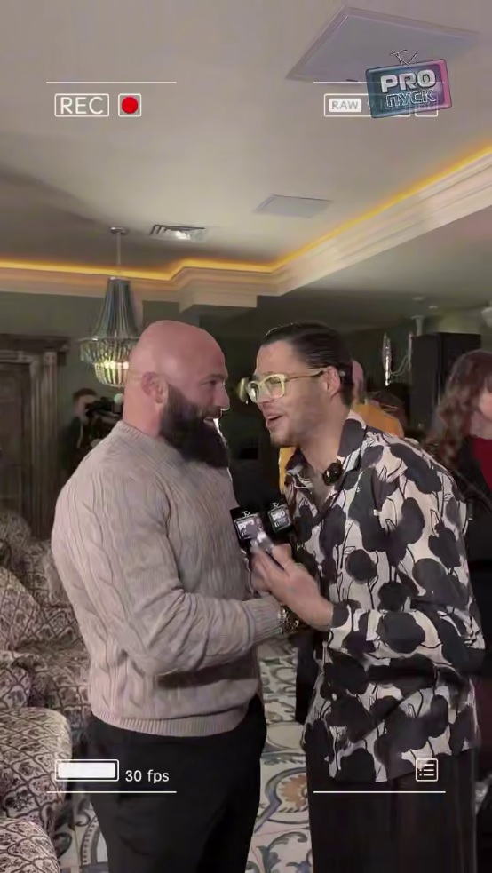 Интервью с Полиной Дибровой прервал дагестанец: "Чо ты, не ко мне подошёл?"