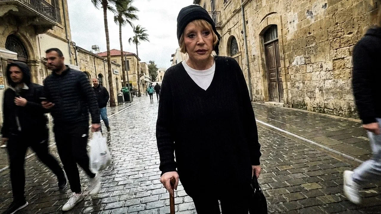 "Сама не своя": 77-летнюю Пугачёву не узнать на свежих снимках