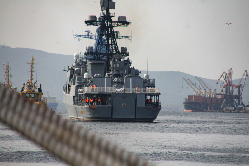 Эсминец ВМФ США не пустил русский танкер в Венесуэлу