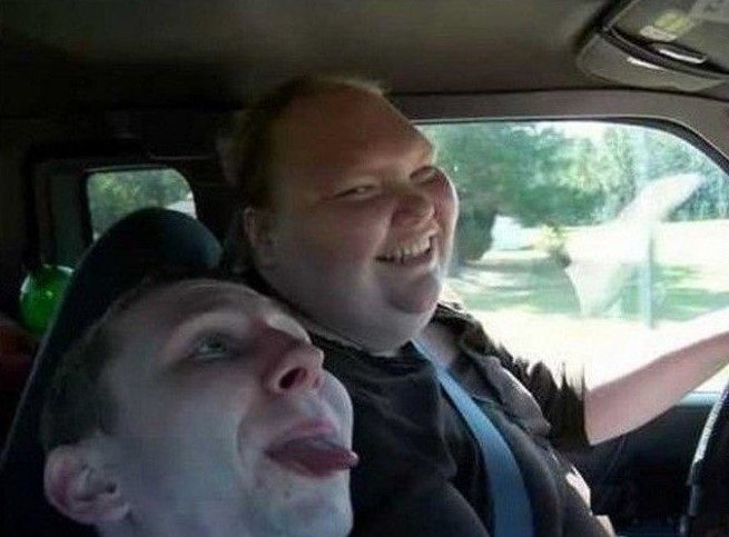 Женился на страшной