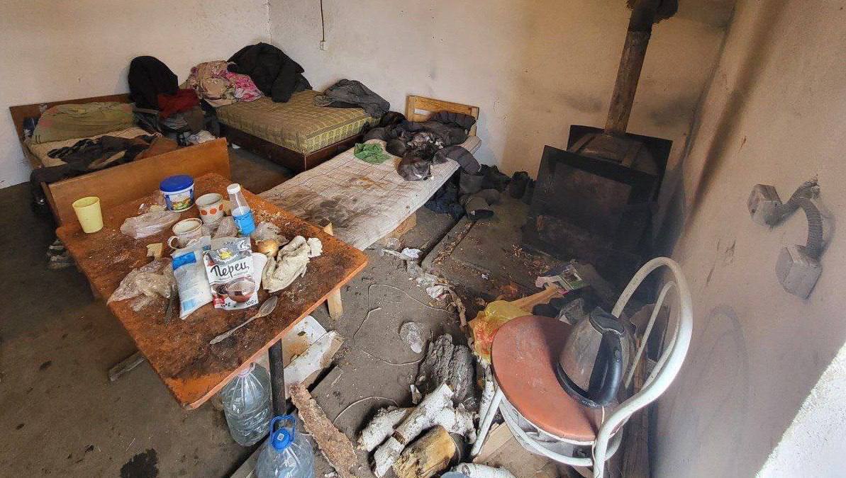 Называли "русскими свиньями" и морили голодом: Новосибирским рабовладельцам Ровшану и Нарвану вынесли жёсткий приговор