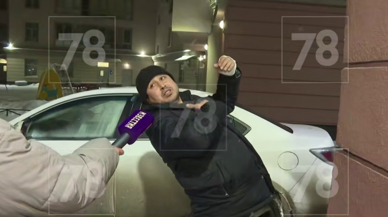 "Я кричал: "Помогите, помогите!": Дворник Хайрулло поймал упавшего с 7 этажа ребёнка. Мальчик летел вниз головой