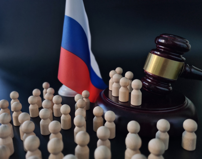 Олигархи сначала бежали из России, а теперь пытаются вернуться: Вот, что произошло