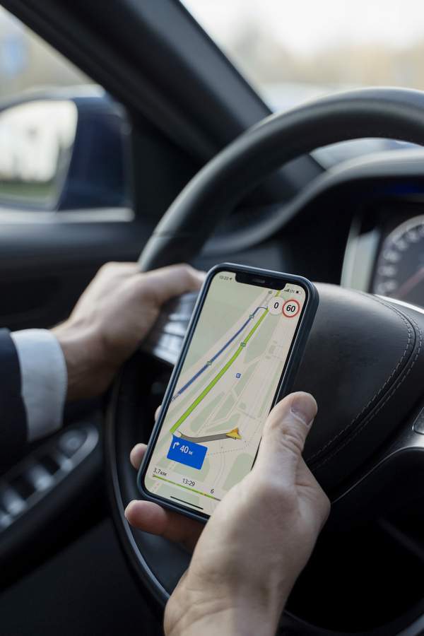 Такси в дождь и снег не должно стоить дорого: Бизнесменов пристыдили и предложили образумиться