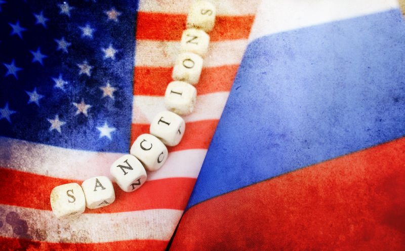 "Чуть-чуть пряника и побольше кнута": Что ждёт Россию после введения санкций США? Вот, что сказали эксперты