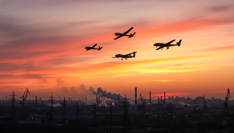 Тяжело это слышать. Известный военкор о последних атаках на Россию: "Бьют по самой важной составляющей нашей военной машины"