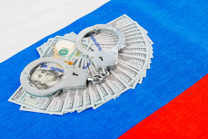 Катасонов: Европа сняла "жирные сливки" с России. А ЦБ играл в поддавки