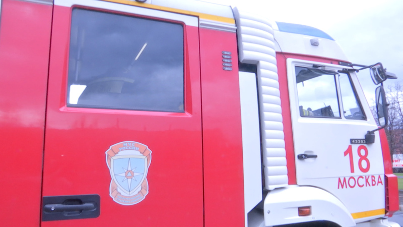 В Москве загорелся огромный хлебозавод "Черёмушки": плотное задымление на третьем этаже, пожар тушат 31 человек. Что известно?