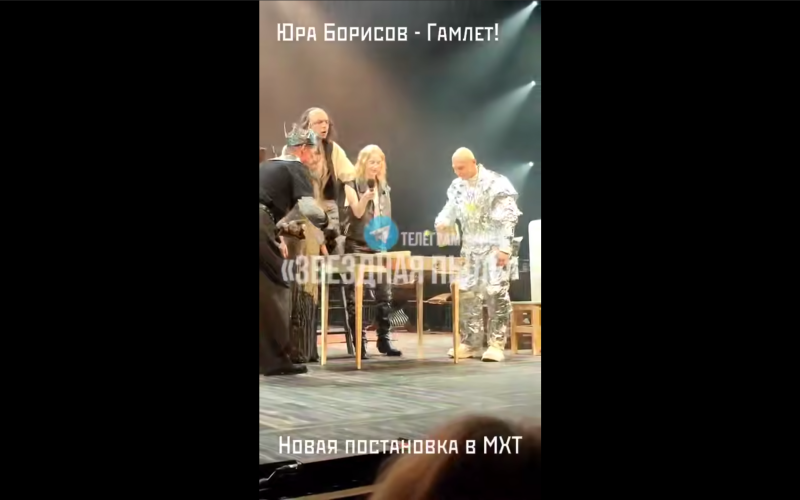 Олега Меньшикова начали травить за критику "Гамлета". Он ответил уморительно