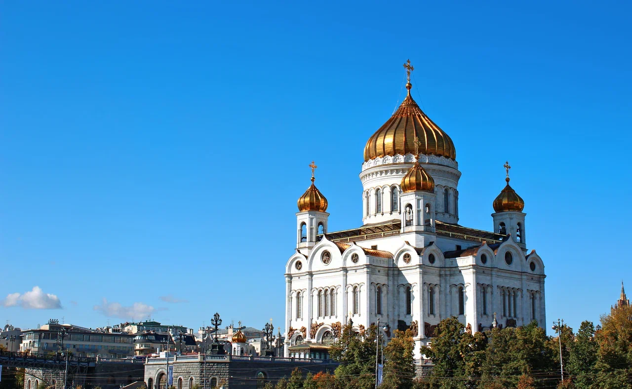 Русские не оценили перформанс актёра Дзюбы в Храме Христа Спасителя. Ответили прямо: "Лицемерие и враньё"