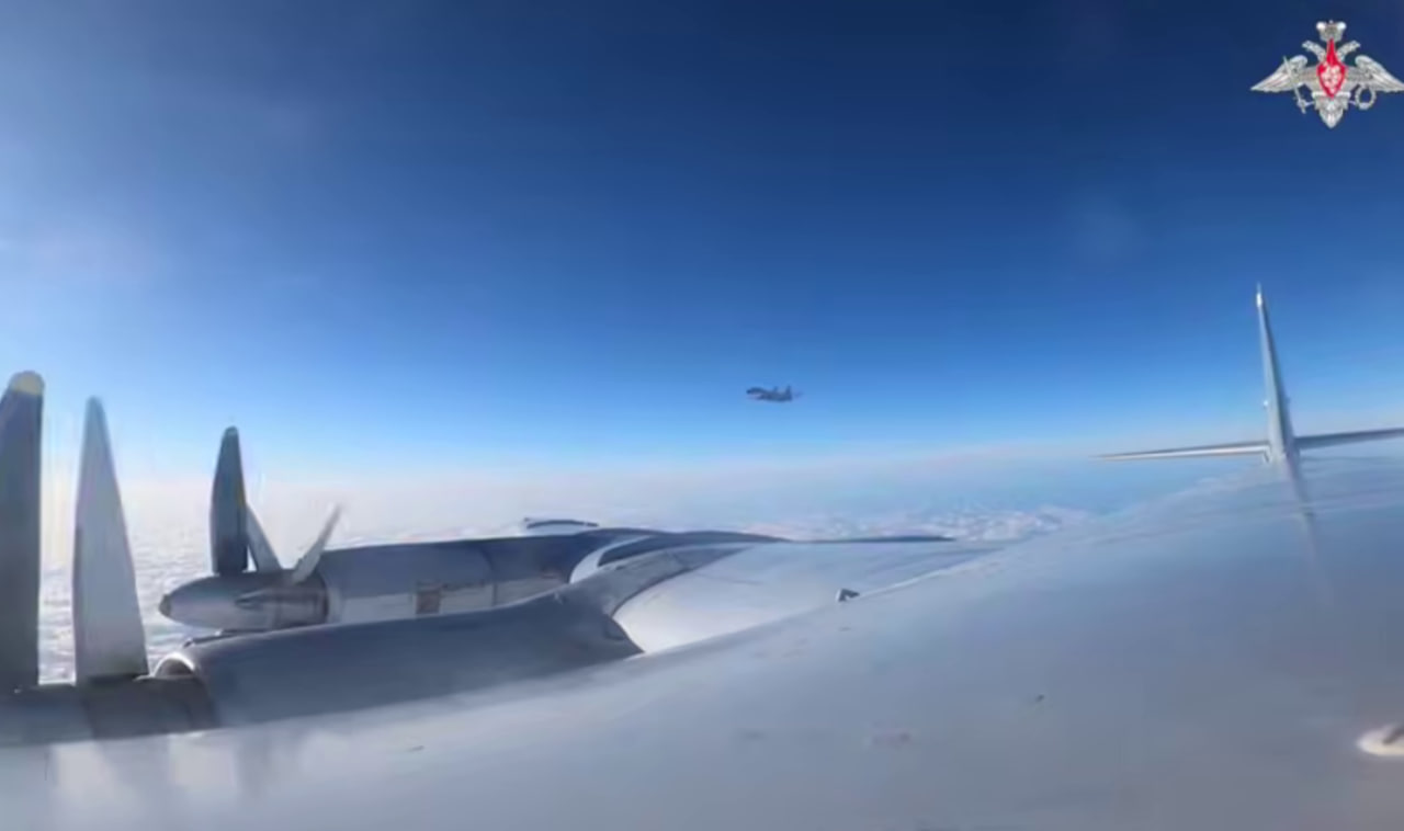 Путин преподал урок Японии: В воздух подняты грозные самолёты. 11-часовая "операция". Китай "кричит" о плохих новостях