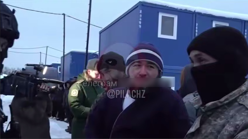 Какой праздник отмечается 23 февраля? Вот что ответили мигранты