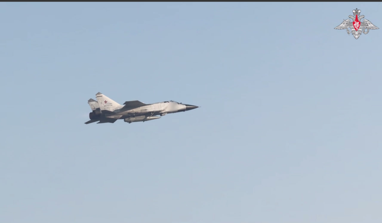 Понеслась. Провокация Японии с Tomahawk: Подняты МиГ-31и с "Кинжалами". Жёсткий ответ России. Такого ещё не было