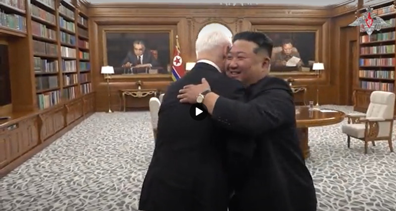 "Евросоюз глубоко заблуждается": Белоусов и Ким ударили по рукам