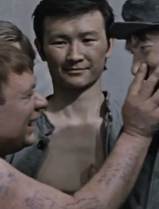 Неизвестные герои культовой комедии: Кто сыграл заключенных в "Джентльменах удачи". Как сложилась судьба актёров