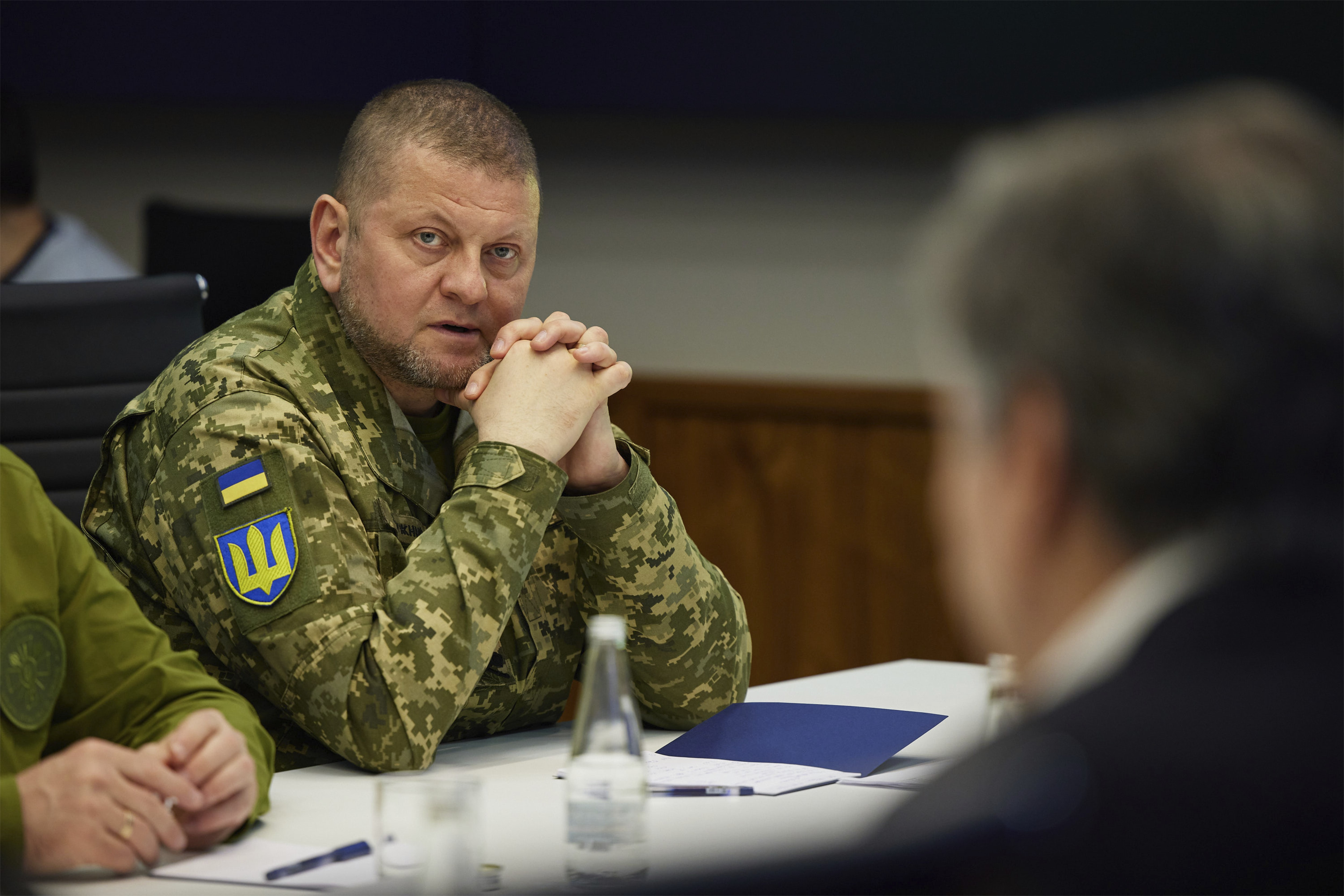 Допрос Залужного: Какую игру затеял Зеленский против главкома армии Украины