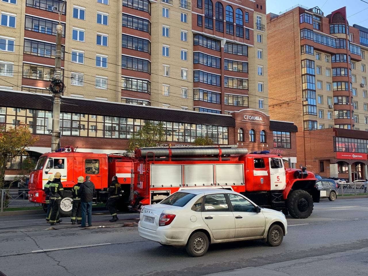 Пожарная машина попала в ДТП в центре Архангельска