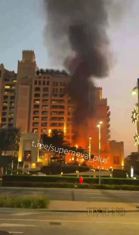 Дубай больше не островок спокойствия: Иранские ракеты бьют по отелям