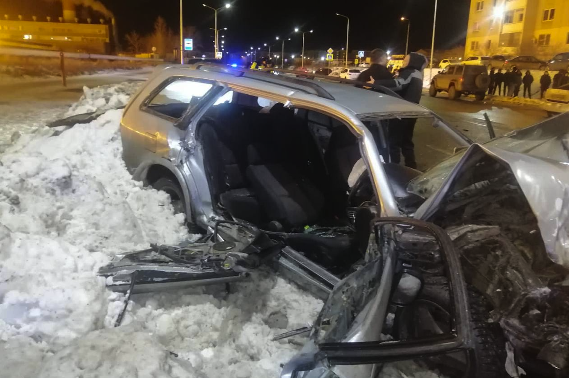 В Кашкадарье в ДТП в день свадьбы погибли родственники жениха и невесты (видео)