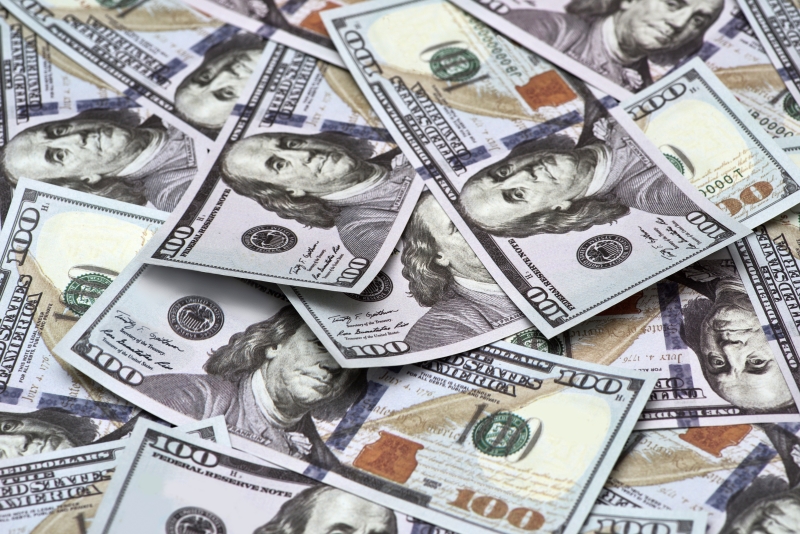 А вот этому сыну олигарха не повезло. Василий Потанин решил стать банкротом