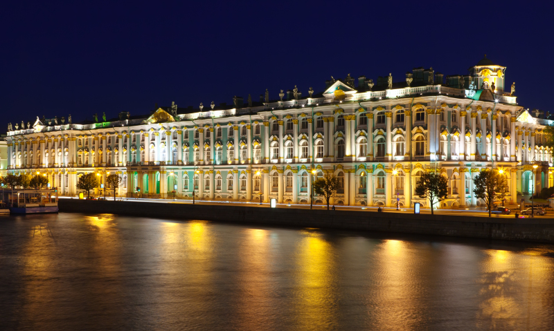 winter-palace-night.jpg
