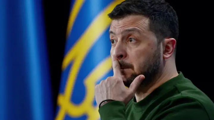 "Чтобы Зеленский смог выиграть выборы": На Украине придумали формулу победы для лидера режима