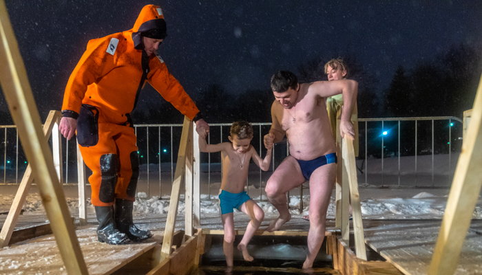 Крещенские купания: Где окунуться в Москве и как безопасно это сделать