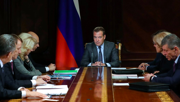 Топ-4 министерств правительства Медведева, которые обрушили демографию в России