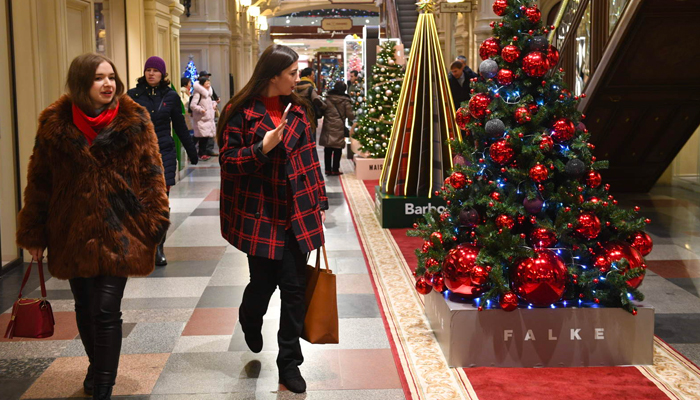 Путин обещал подумать насчёт выходного 31 декабря: Плюсы и минусы работы в предпраздничный день
