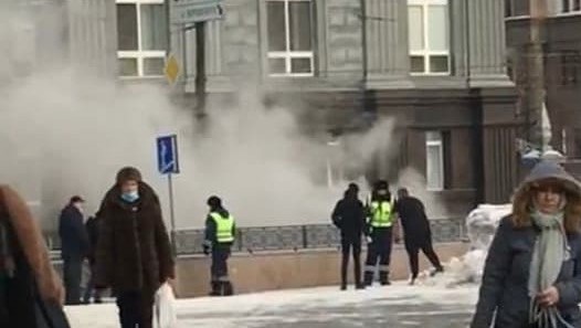 Что случилось на площади революции в челябинске 25 сентября. Смотреть фото Что случилось на площади революции в челябинске 25 сентября. Смотреть картинку Что случилось на площади революции в челябинске 25 сентября. Картинка про Что случилось на площади революции в челябинске 25 сентября. Фото Что случилось на площади революции в челябинске 25 сентября