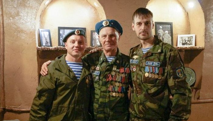 Павел Кузьмич Клетнёв, почётный десантник РФ