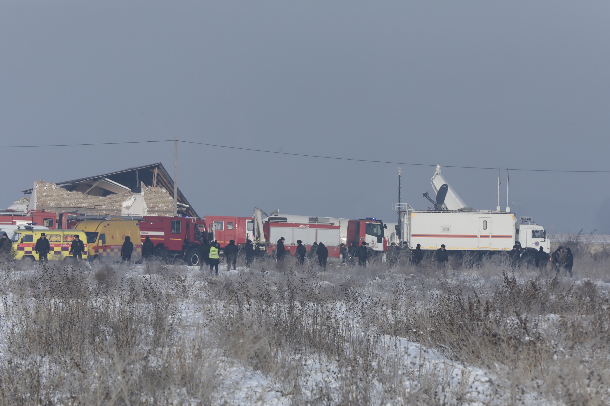Пилот погубил 12 человек или спас 88? Загадка катастрофы Fokker 100 в Казахстане